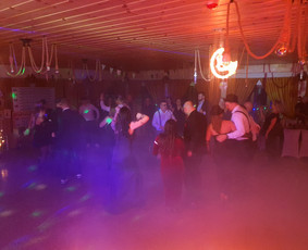 Dj Harke ir renginių vedėja Roberta Stancikaitė / haroldas janulis / Darbų pavyzdys ID 4220915