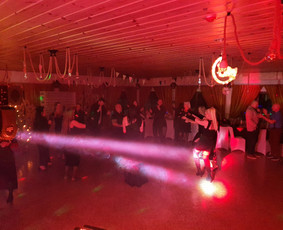 Dj Harke ir renginių vedėja Roberta Stancikaitė / haroldas janulis / Darbų pavyzdys ID 4220917