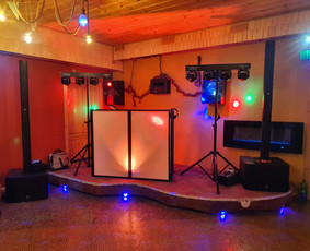 Dj Harke ir renginių vedėja Roberta Stancikaitė / haroldas janulis / Darbų pavyzdys ID 4220919