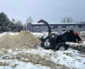 Įvairios technikos nuoma - &Scaron;akų smulkintuvas, malkų skaldyklė, kelmų freza, nuoma - 2