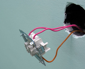 Skubus elektriko i&scaron;kvietimas - Kvalifikuotas elektrikas Vilniuje - 4