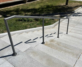 Metalinės durys, gamyba - Metalo gaminiai pagal užsakymą &ndash; laiptai, turėklai, konstruk - 4