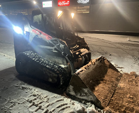 Žemės kasimas, lyginimas - Bobcat nuoma žemes lyginimas keliu irengimas - 1