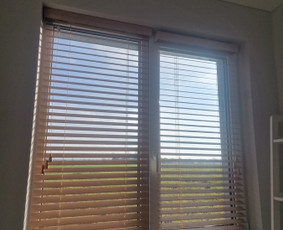 Karnizų, roletų montavimas - Visų rū&scaron;ių žaliuzės patraukliomis kainomis - 1