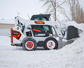 Statybinės technikos nuoma - Sniego valymas ir i&scaron;vežimas, savivarčių paslaugos - 2