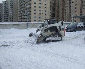 Statybinės technikos nuoma - Sniego valymas ir i&scaron;vežimas, savivarčių paslaugos - 1