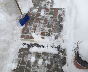 Sniego valymas - Esu kai reikia-sniego kasimas rankiniu būdu - 1