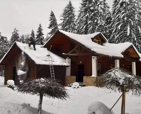 Buitinės paslaugos - Sniego valymas nuo stogo, sniego kasimas kieme - 2