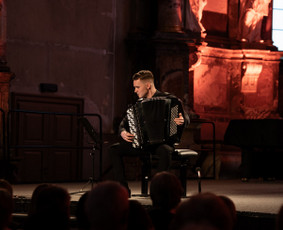 Gyva muzika jūsų vestuvėms ar renginiams – bajanas akordeona / Yevgenii Musiiets / Darbų pavyzdys ID 4232943