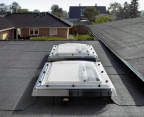 Stoglangių montavimas - UAB "Ac Statyba" Ilgaamžiai & Sandarūs Plok&scaron;ti Stogai - 2