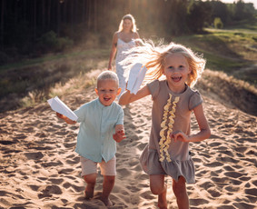 &Scaron;eimos fotosesija - Fotografė - 2