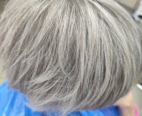 Kirpyklos, kirpėjai, stilistai - Vyrų moterų Kirpykla Žanlisa &Scaron;iauliuose - 3