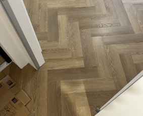 Vidaus apdailos darbai - Laminato, vinilo (click sistema) klojimas, i&scaron;lyginamasis - 2