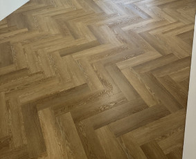 Laminato, vinilo (click sistema) klojimas, išlyginamasis / DASS grindų sprendimai / Darbų pavyzdys ID 4242066