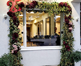 Vitrinų dekoravimas - &Scaron;venčių dekoravimas/floristika, dekoracijų nuoma - 1