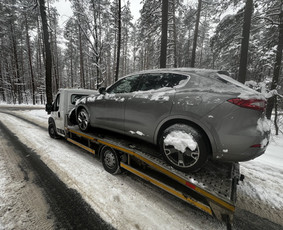 Techninė pagalba kelyje - Automobilių pervežimas traliuko paslaugos Kaune ir Lietuvoje - 1
