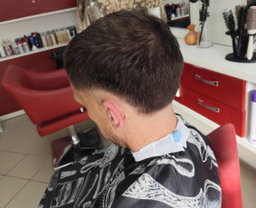 Grožio paslaugos - Viri&scaron;ki kirpimai, moterų kirpimai, dažymu technikos, sruoge, - 4