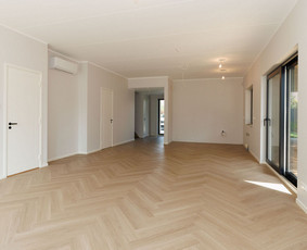 Laminato klojimas - Auk&scaron;čiausios kokybės apdailos darbai - 2