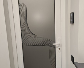 Šerkšno (matinės) plėvelės klijavimas / Miglė Žakevičiūtė / Darbų pavyzdys ID 4247234