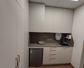 Baldų dažymas - Lamero Nestandartinių baldų projektavimas ir gamyba - 3