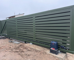 Metalinės tvoros - Modernios tvoros, vartai ir automatikos sprendimai - 3