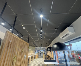 Statybos darbai - Armstrong lubų montavimas - 2