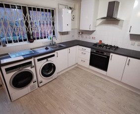 Dekoratyvinis tinkavimas - Plataus profilio statybos darbais - 1