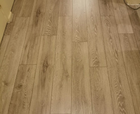 Laminato klojimas - Plataus profilio statybos darbais - 2