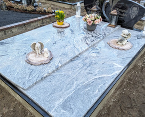 Paminklai kapams, antkapiai - Kapaviečių dengimas granito plok&scaron;tėmis - 1