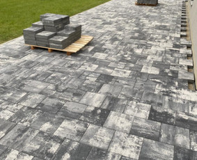 Aplinkos tvarkymas, apželdinimas - Trinkelių klojimas Kauno - Marijampolės apskrityse - 2