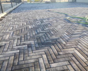 Aplinkos tvarkymas, apželdinimas - Trinkelių klojimas Kauno - Marijampolės apskrityse - 1