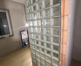 Statybos darbai - Klijuoju plyteles - 3