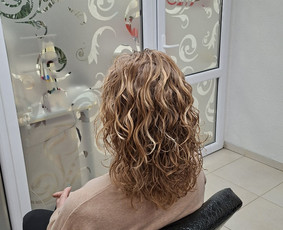 Kirpyklos, kirpėjai, stilistai - Kirpėja Diana Alytuje - 3