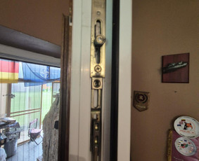 Vidaus apdailos darbai - Langų ir durų reguliavimas. Stiklo paketų keitimas - 2