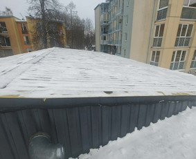 Sniego valymas nuo stogų rankiniu budu / Vygantas Jurgaitis / Darbų pavyzdys ID 4262137