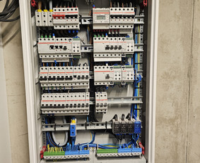 Nuotėkio relės pajungimas - Электромонтажные работы - 1