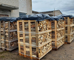 Buitinės paslaugos - Parduodu skaldytas malkas konteineriuose - 2