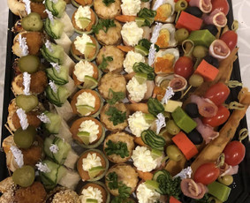 Maistas, konditerija - Vieno kąsnio užkandžiai, keptos duonos tortai. - 1