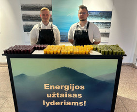 Mobilaus baro nuoma - Mobilus kokteilių baras, mobilus barmenai, &scaron;ampano piramidė - 4