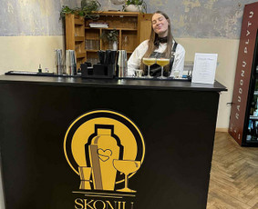 Papildomos barmeno paslaugos - Mobilus kokteilių baras, mobilus barmenai, &scaron;ampano piramidė - 2