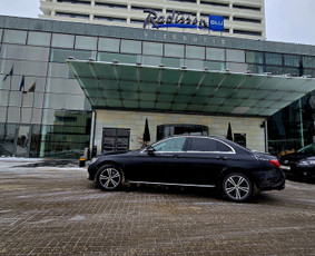Prabangių automobilių nuoma Kaune, Vilniuje, Klaipėdoje. / Arnoldo transportas ir taksi, MB / Darbų pavyzdys ID 4273657