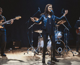 Muzikantai, dainininkai, grupės - Profesionali gyvos muzikos grupė - 3