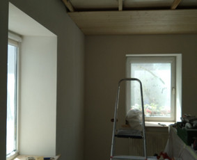 Dailylenčių kalimas - Vidaus apdailos darbai, tinkavimas natūraliu molio tinku. - 2