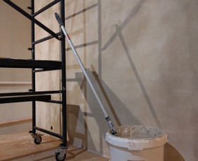 Statybos, apdaila - Vidaus apdailos darbai, tinkavimas natūraliu molio tinku. - 1