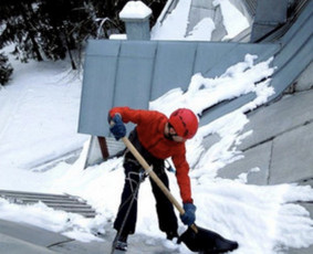 Sniego valymas - Sniego valymas, nuo stogų, kiemų, takelių ir kita. - 3