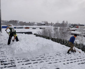 Sniego valymas - Uab/sniego valymas, nuo stogų, bei kiemų. - 3