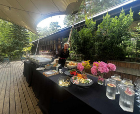 Banketų ir fur&scaron;etų ruo&scaron;imas - Maitinimo paslaugos renginiams - 2