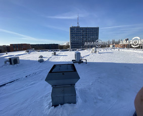 Auk&scaron;talipiai - Sniego kasimas nuo stogų Žemaitijoje - 2