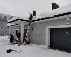 Sniego valymas nuo stogų - Uab/sniego valymas, nuo stogų. 24/7. Vasario 16d. dirbame - 4