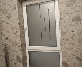 Šerkšno (matinės) plėvelės klijavimas / Miglė Žakevičiūtė / Darbų pavyzdys ID 4287921